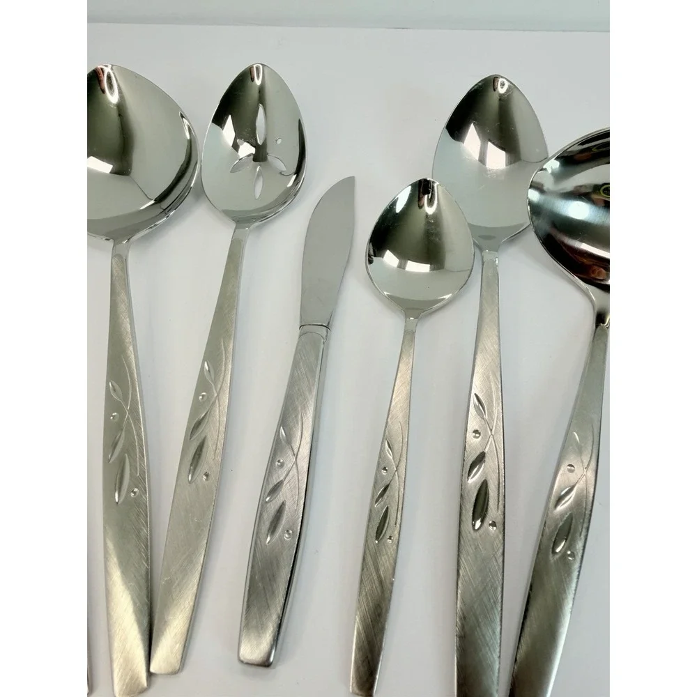 Oneida stainless will